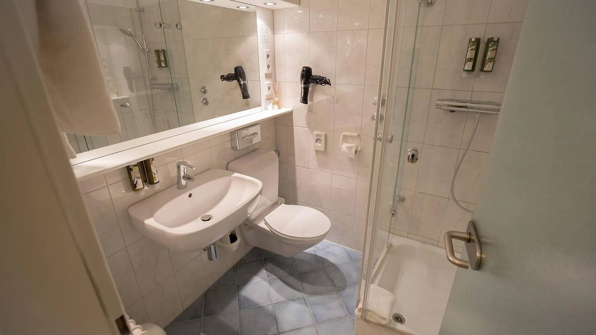 ****  Hotel Azenberg Stuttgart Germany