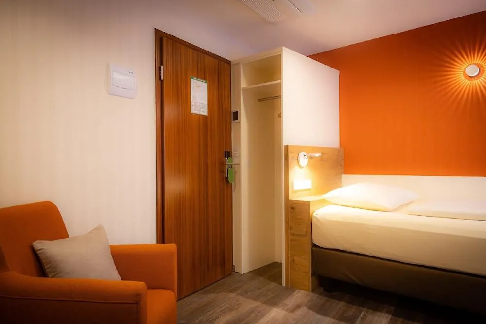 Hotel Azenberg Stuttgart 4*,